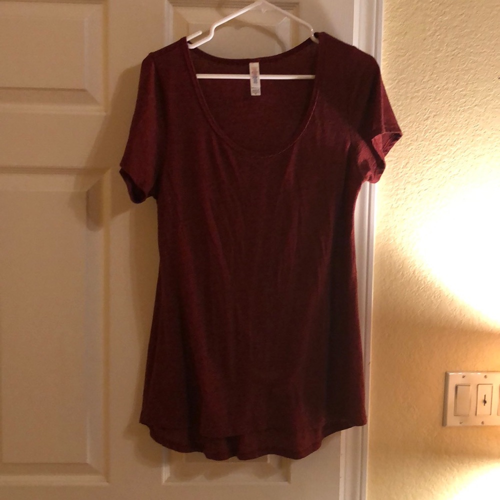 LuluRoe classic T, M